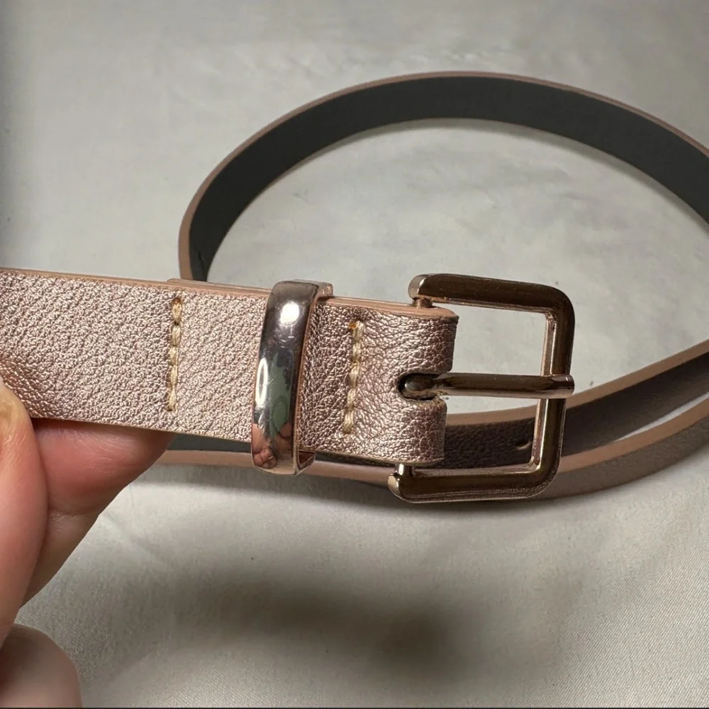 Torrid Belt Metallic 1 Size Gold Buckle 11419550 Womens faux leather